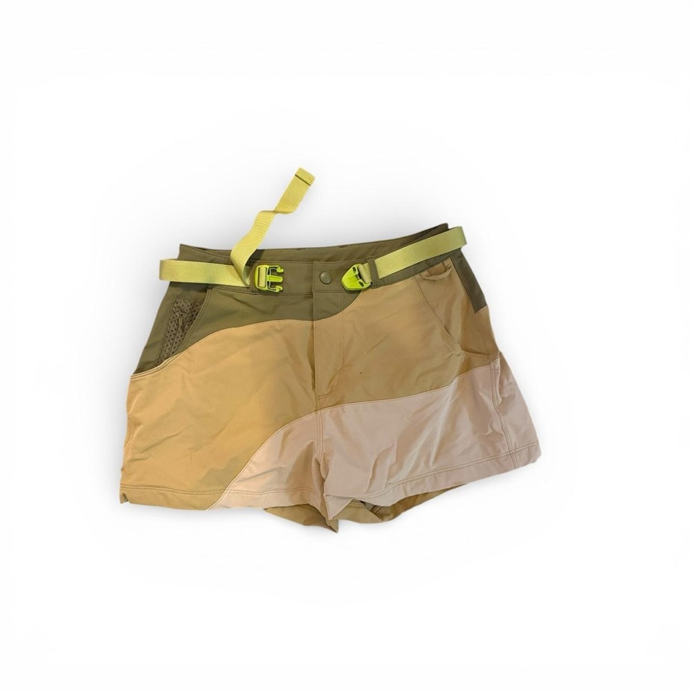 Outdoor Voices RecTrek color block 3” shorts